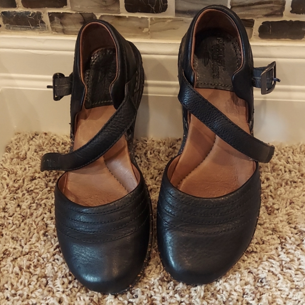 Simple Planet Walker Mary Janes